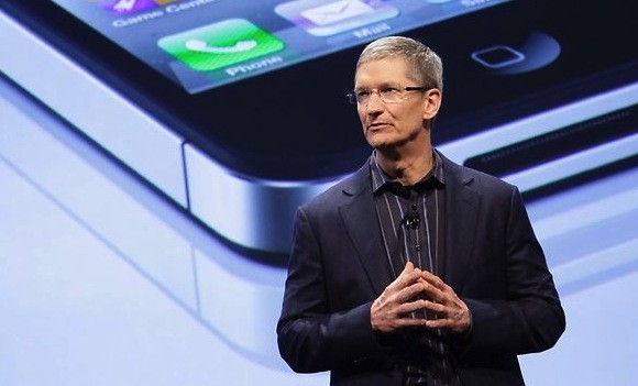 Tim Cook προς υπαλλήλους της εταιρείας: Η Apple δεν θα αλλάξει